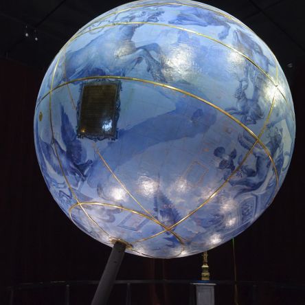 Globe