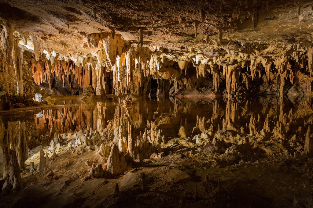 Dream Lake, Luray Caverns